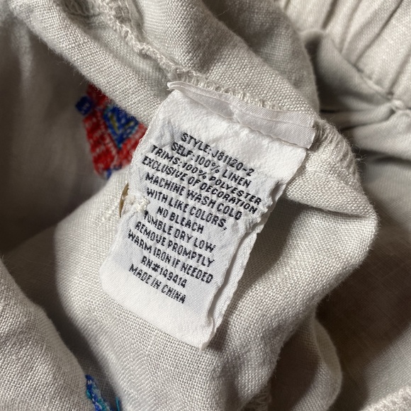 Johnny Was embroidered linen shorts - Picture 4 of 6